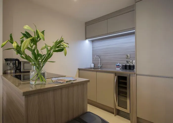 Chocolets - The Lion Zajazd