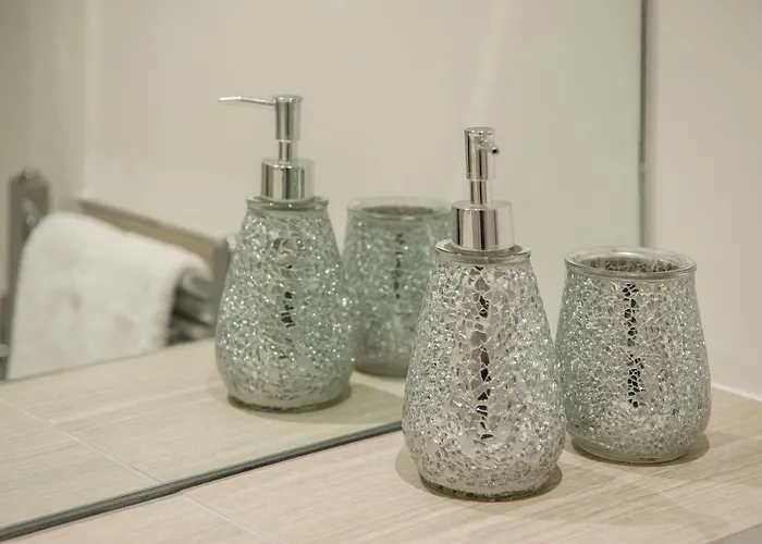 Chocolets - The Lion Zajazd