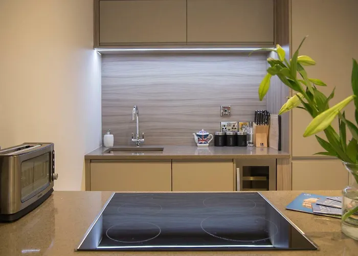 Chocolets - The Lion Zajazd York